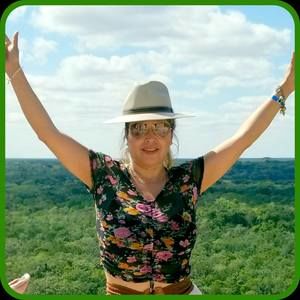 Meet your Posher, Isabel chave